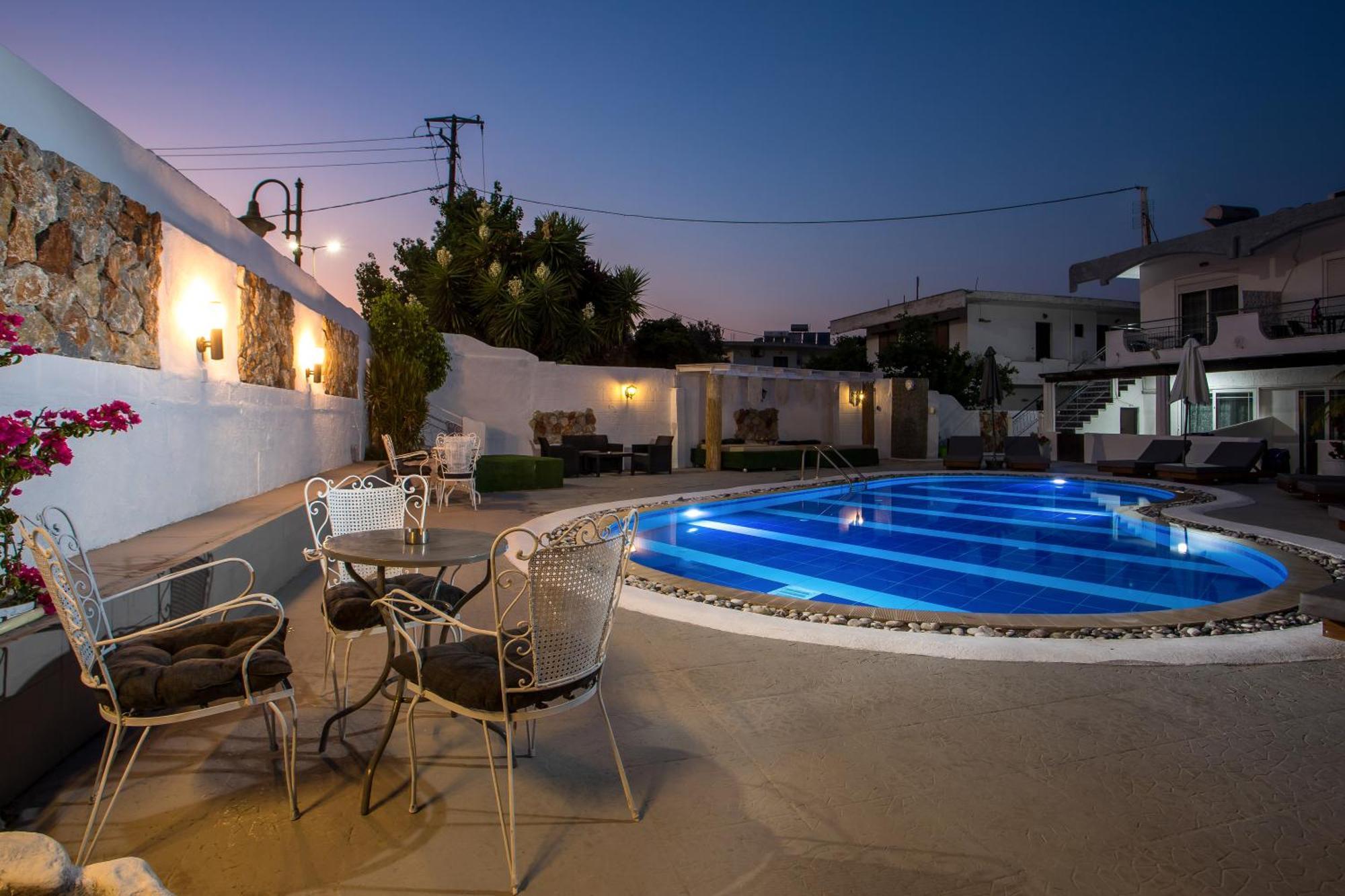 Toula'S Apartments Faliraki Luaran gambar