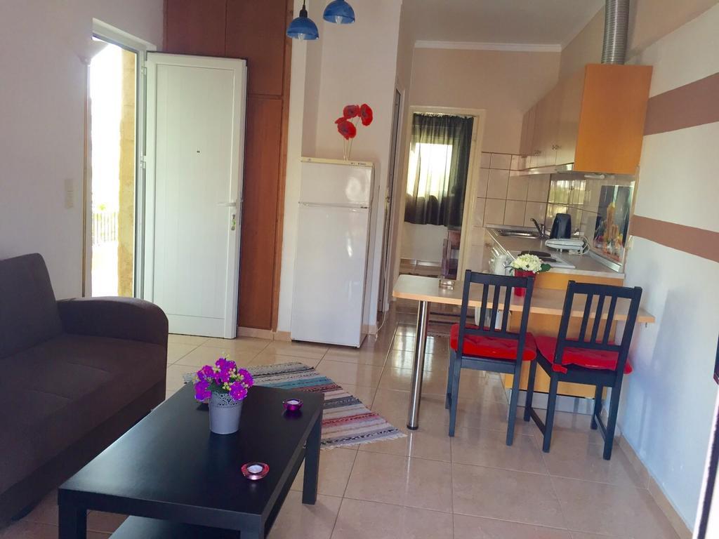 Toula'S Apartments Faliraki Luaran gambar