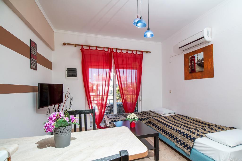 Toula'S Apartments Faliraki Luaran gambar